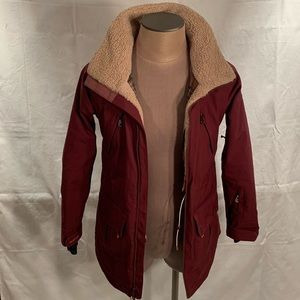Burton burgundy ski jacket women’s Xs
